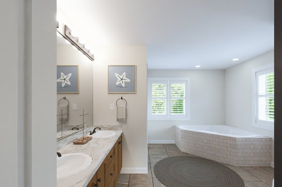 Interior - Master Bathroom 2 for Traditional House Plan #1060-206 - 4 bed, 2.5 bath