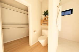 Interior - Master Bathroom 2 for Cottage House Plan #126-222 - 1 bed, 1 bath