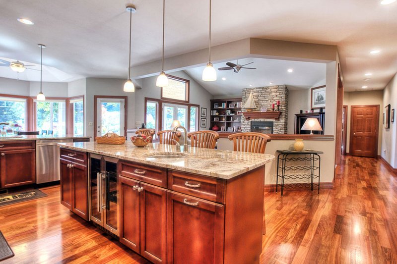 Dream House Plan - Photo 13 for Craftsman House Plan #132-205 - 3 bed, 3 bath