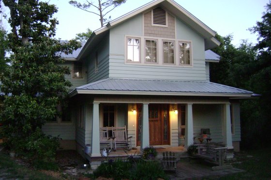 Exterior - Front Elevation for Craftsman House Plan #536-7 - 4 bed, 3.5 bath