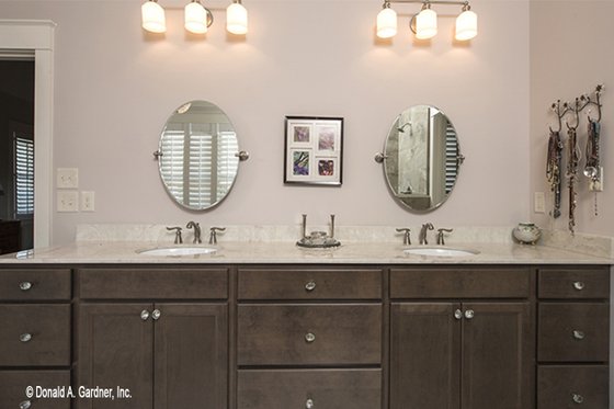 Interior - Master Bathroom for European House Plan #929-859 - 3 bed, 2.5 bath