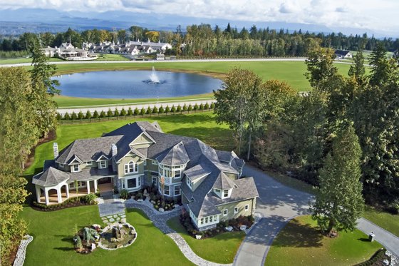 Photo 33 for Craftsman House Plan #132-182 - 5 bed, 5.5 bath