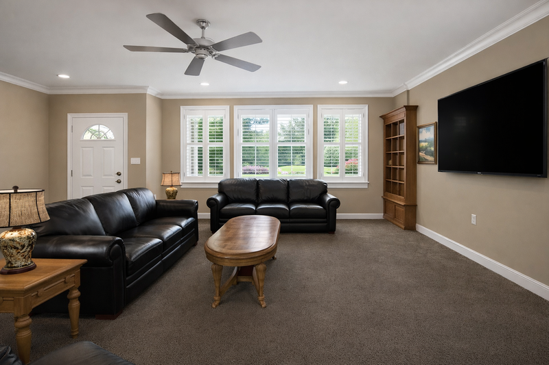 House Design - Interior - Family Room 2 for Craftsman House Plan #1060-457 - 2 bed, 2 bath