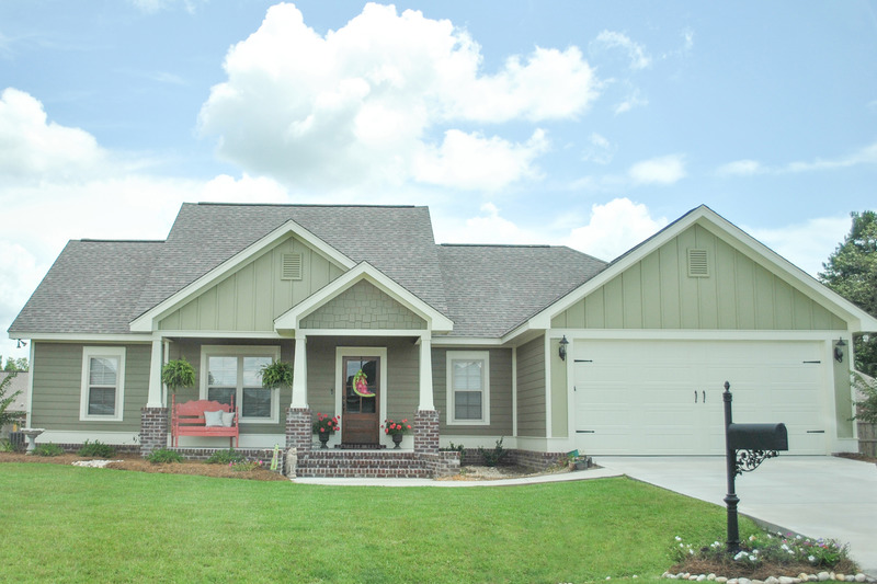 Craftsman Style House Plan 3 Beds 2 Baths 1675 Sq Ft
