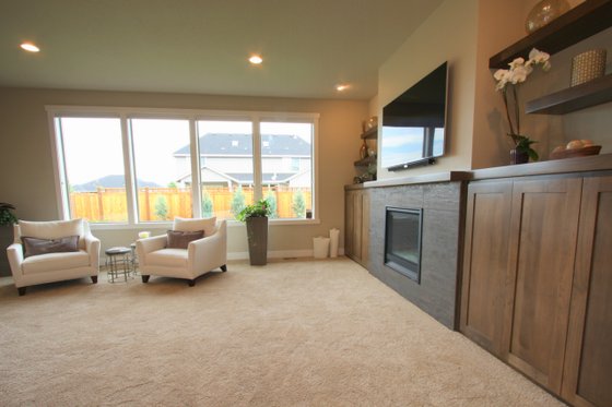 Interior - Family Room for Prairie House Plan #124-969 - 4 bed, 3 bath