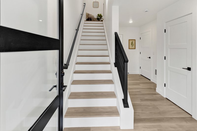 Architectural House Design - Interior - Entry for Contemporary House Plan #1070-233 - 2 bed, 2 bath