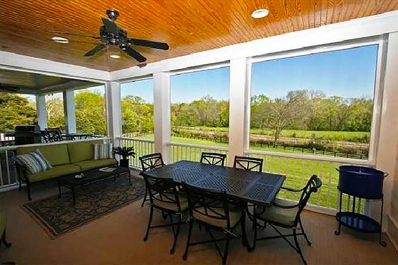 Architectural House Design - Exterior - Outdoor Living for Colonial House Plan #137-101 - 4 bed, 4.5 bath