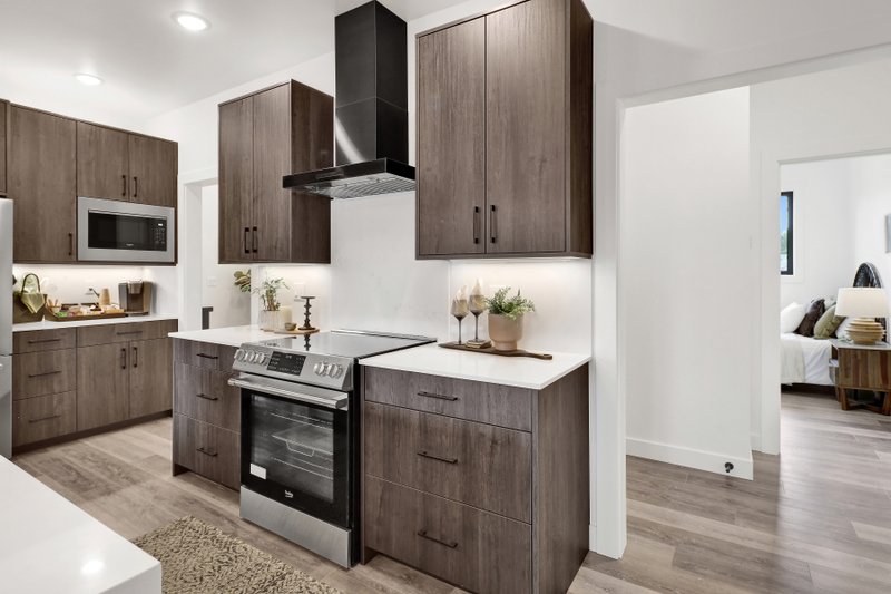 House Plan Design - Interior - Kitchen 4 for Contemporary House Plan #1070-235 - 3 bed, 2 bath