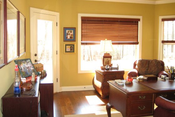 Photo 3 for Traditional House Plan #437-44 - 4 bed, 4.5 bath