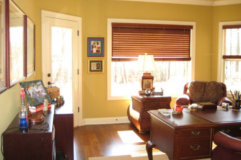 Dream House Plan - Photo 3 for Traditional House Plan #437-44 - 4 bed, 4.5 bath