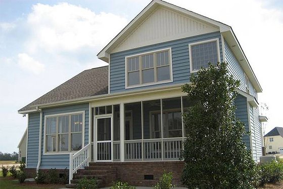 Rear View - 1950 square foot Craftsman home