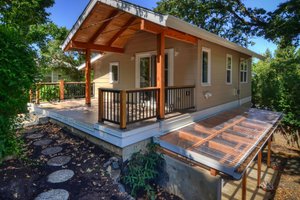Cottage Exterior - Front Elevation Plan #890-3