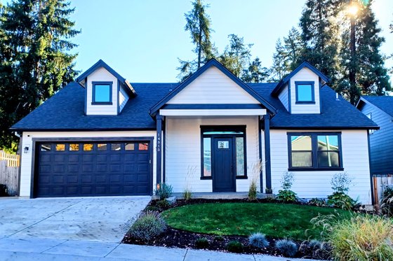 Exterior - Front Elevation for Cottage House Plan #423-76 - 4 bed, 2.5 bath