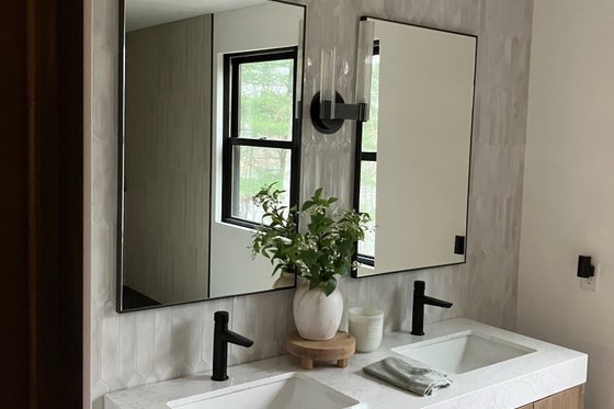 Interior - Master Bathroom for Cabin House Plan #932-250 - 4 bed, 3 bath