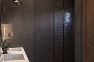 Interior - Master Bathroom 1 for Craftsman House Plan #455-275 - 3 bed, 2 bath