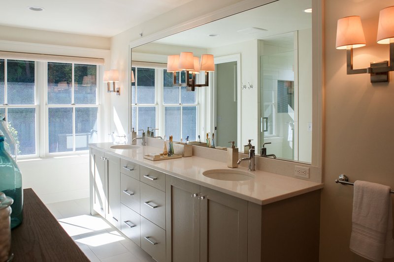 Dream House Plan - Interior - Bathroom for Farmhouse House Plan #901-140 - 3 bed, 2.5 bath