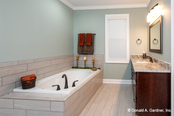 Interior - Master Bathroom 1 for Ranch House Plan #929-1050 - 5 bed, 4 bath