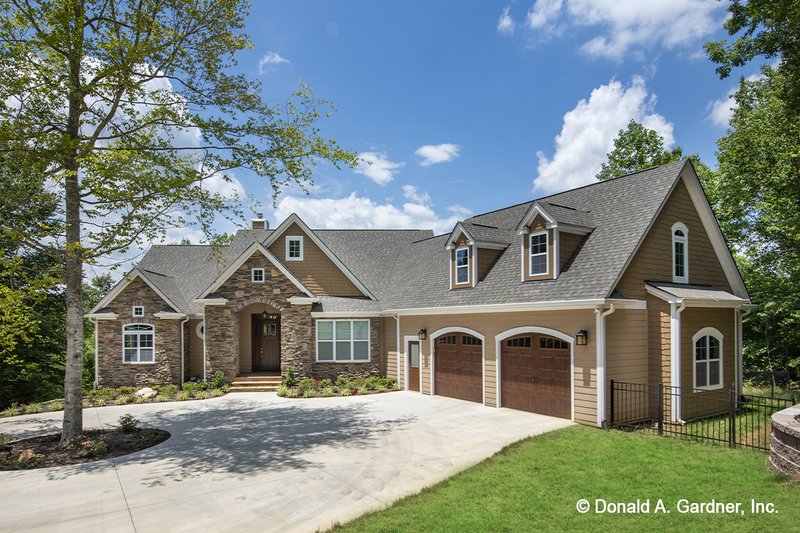 Dream House Plan - Cottage Exterior - Front Elevation Plan #929-992