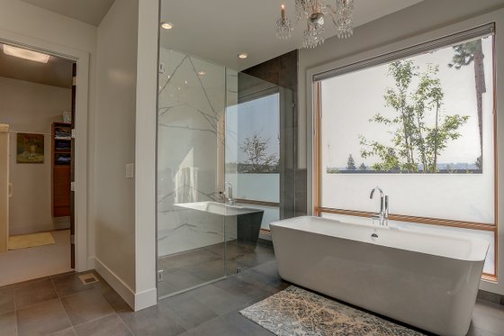 Interior - Master Bathroom 1 for Modern House Plan #892-26 - 3 bed, 3.5 bath