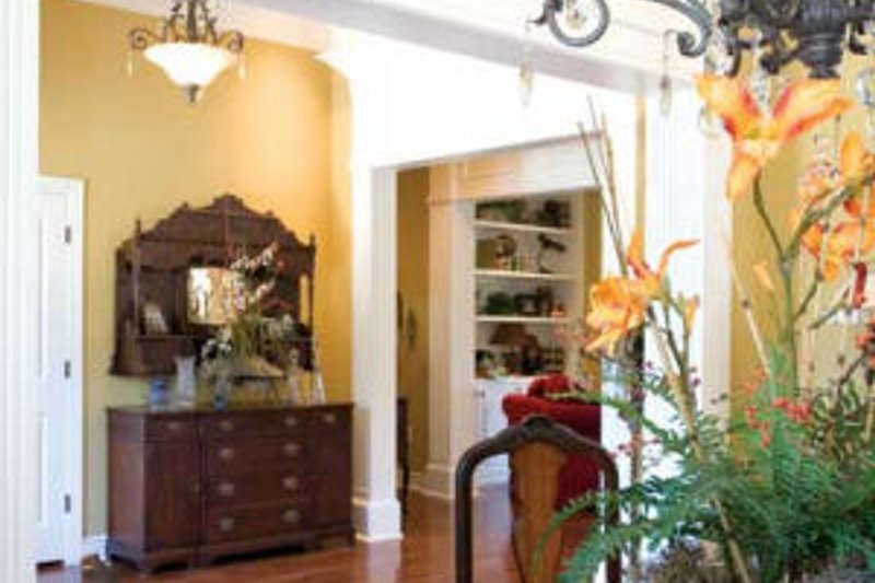 Dream House Plan - Photo 2 for European House Plan #17-1171 - 4 bed, 4.5 bath