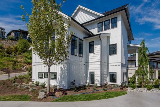 Exterior - Rear Elevation for Farmhouse House Plan #1114-71 - 4 bed, 3.5 bath