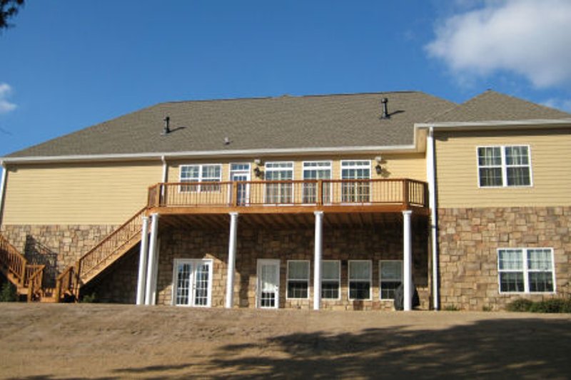 Home Plan - Exterior - Rear Elevation for Country House Plan #437-42 - 4 bed, 3.5 bath