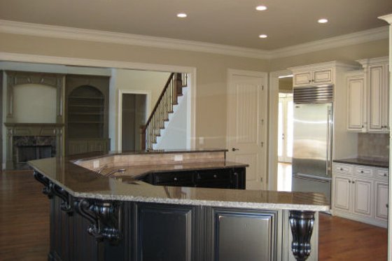 Photo 7 for Traditional House Plan #437-49 - 4 bed, 3.5 bath