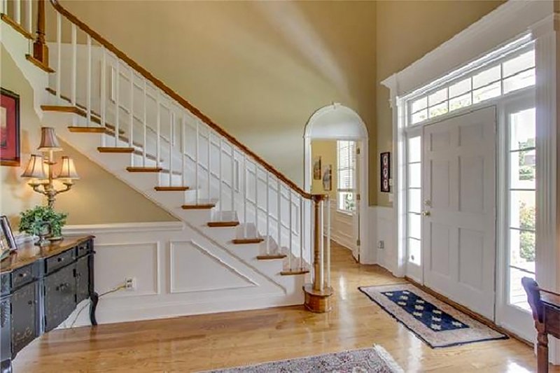 Home Plan - Interior - Entry 1 for Classical House Plan #137-124 - 4 bed, 3 bath