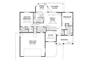 Ranch style country house plan, main level floor plan