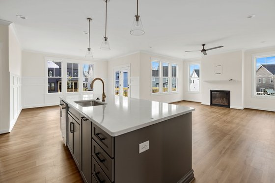 Photo 24 for Farmhouse House Plan #1080-6 - 5 bed, 4.5 bath