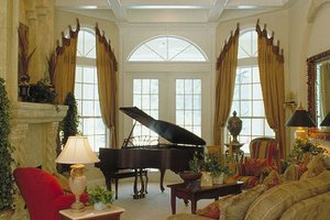 Photo 3 for European House Plan #417-380 - 5 bed, 4 bath