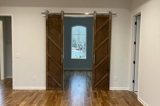 Interior - Other 3 for Modern House Plan #437-127 - 4 bed, 3 bath