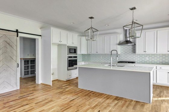 Interior - Kitchen 1 for Country House Plan #1080-11 - 5 bed, 4.5 bath