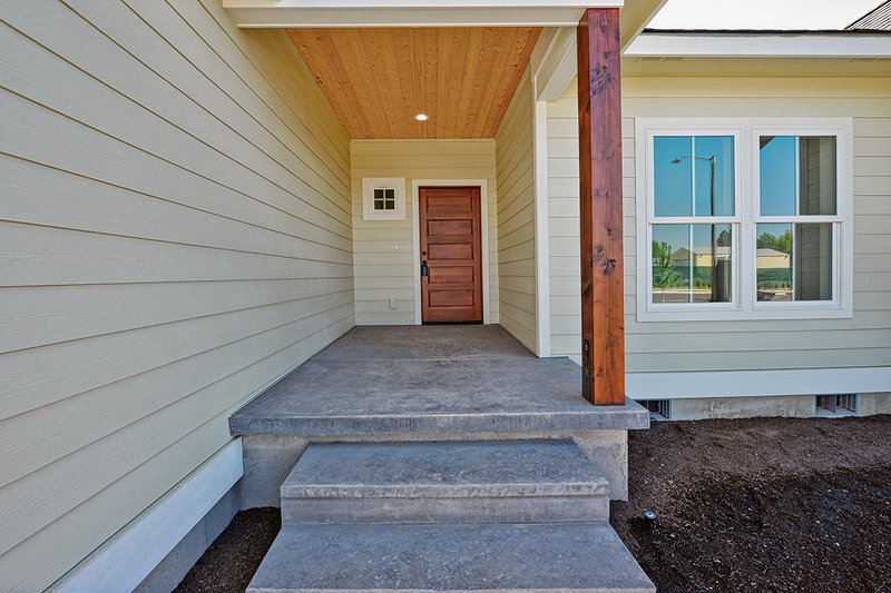 Dream House Plan - Photo 1 for Southern House Plan #1070-8 - 3 bed, 2 bath