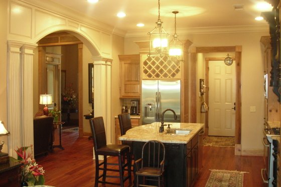 Interior - Kitchen 1 for Craftsman House Plan #430-148 - 3 bed, 2.5 bath