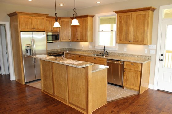 Interior - Kitchen for Country House Plan #932-3 - 3 bed, 3.5 bath