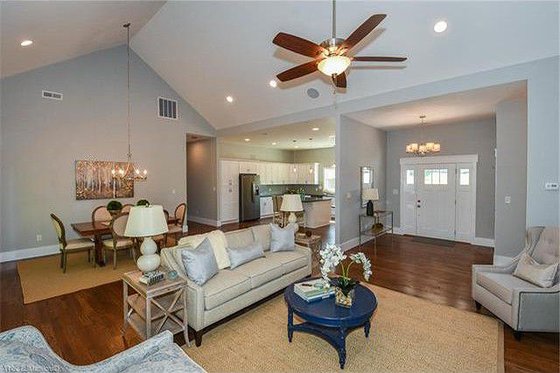 Interior - Family Room for Craftsman House Plan #119-425 - 4 bed, 3.5 bath