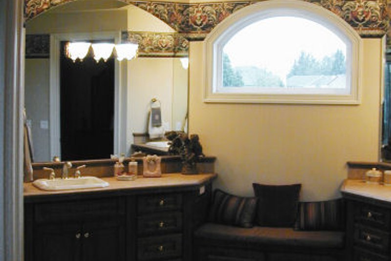 Home Plan - Photo 8 for Southern House Plan #48-352 - 4 bed, 4.5 bath