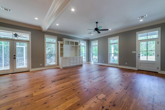 Interior - Family Room for Craftsman House Plan #430-174 - 4 bed, 3 bath