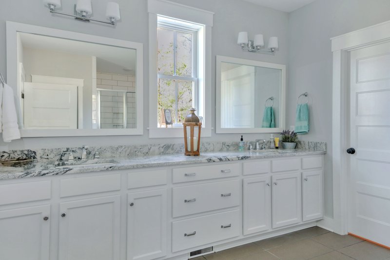 Architectural House Design - Interior - Master Bathroom 1 for Country House Plan #1080-12 - 4 bed, 4 bath
