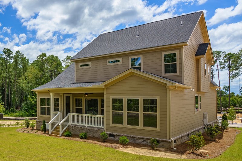 Home Plan - Exterior - Front Elevation for Traditional House Plan #54-582 - 4 bed, 3 bath