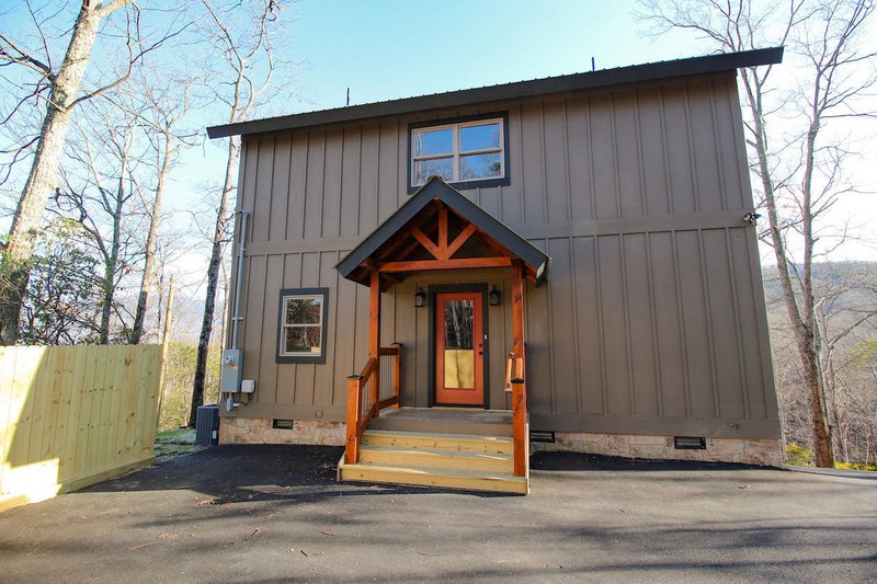 Architectural House Design - Exterior - Front Elevation for Cabin House Plan #123-119 - 2 bed, 2.5 bath