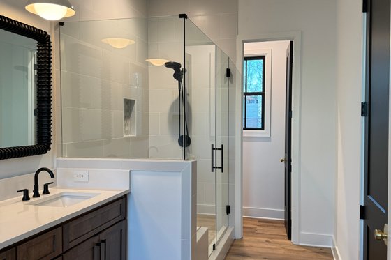 Interior - Bathroom 2 for Craftsman House Plan #437-131 - 3 bed, 2 bath