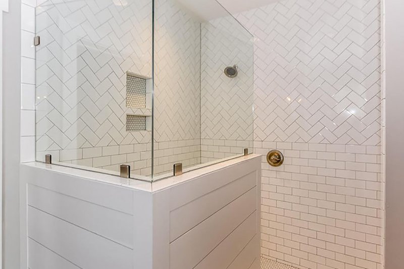 Home Plan - Interior - Master Bathroom 1 for Craftsman House Plan #20-2146 - 4 bed, 2.5 bath