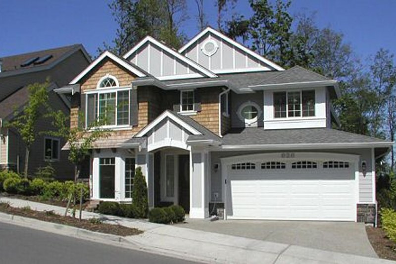 Home Plan - Traditional Exterior - Front Elevation Plan #132-112