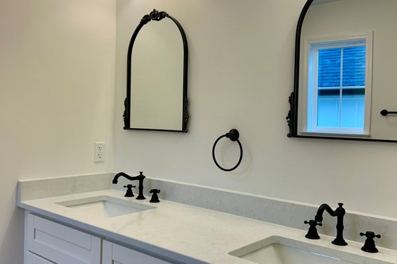 Interior - Bathroom for Farmhouse House Plan #44-227 - 3 bed, 2 bath