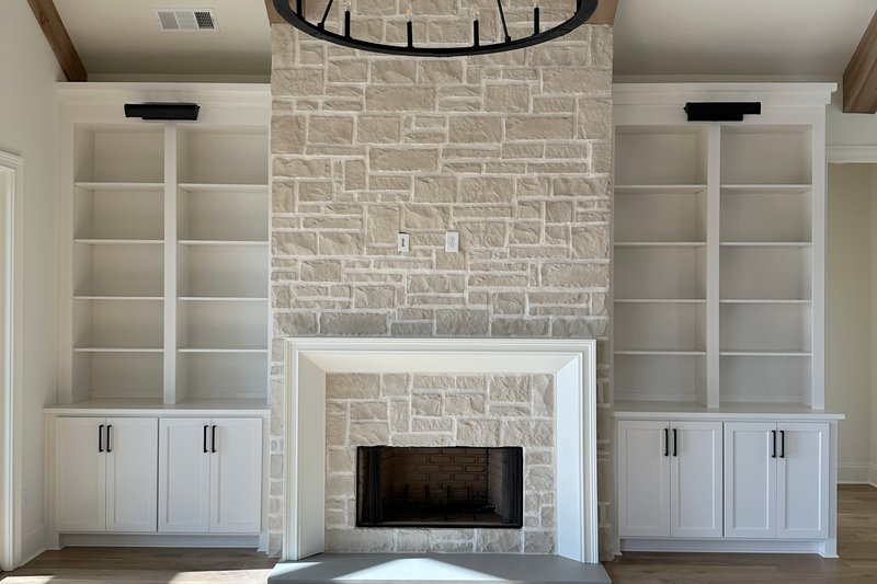 Architectural House Design - Interior - Family Room 1 for Craftsman House Plan #437-143 - 4 bed, 3.5 bath
