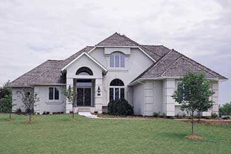 Home Plan - European Exterior - Front Elevation Plan #72-169