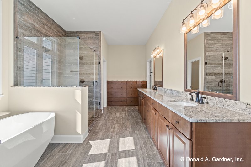 Home Plan - Interior - Master Bathroom 1 for Country House Plan #929-649 - 5 bed, 4 bath