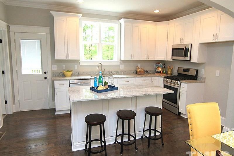 Architectural House Design - Interior - Kitchen for Craftsman House Plan #79-346 - 3 bed, 2.5 bath
